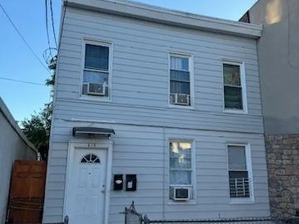 415 26th St, Union City, NJ 07087