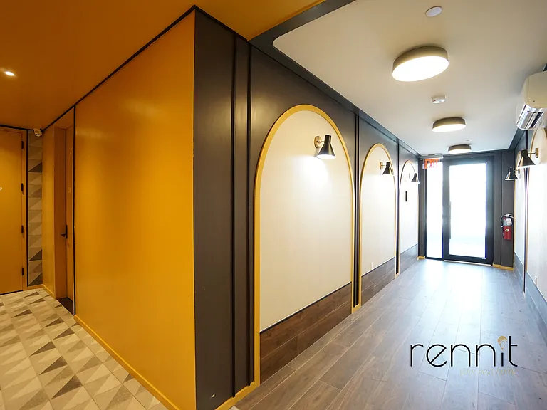 770 Lexington Ave #2C — Photo 5