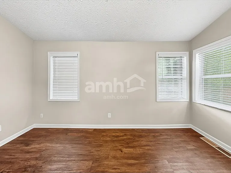 2617 Marleigh Farm Dr — Photo 8