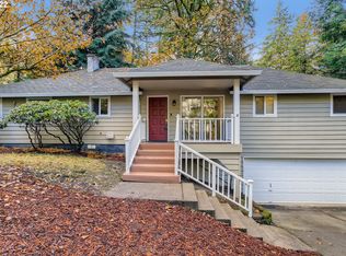 5808 SW Sheridan Ct, Portland, OR 97221