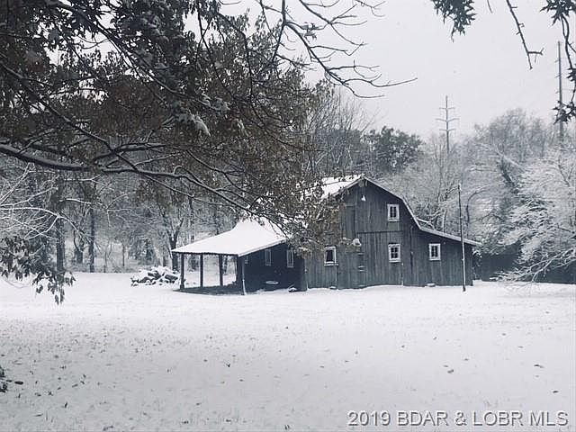 1st image of 180 Fairfax Dr