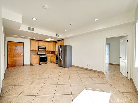 2nd image of 316 S New Hampshire Ave APT 307