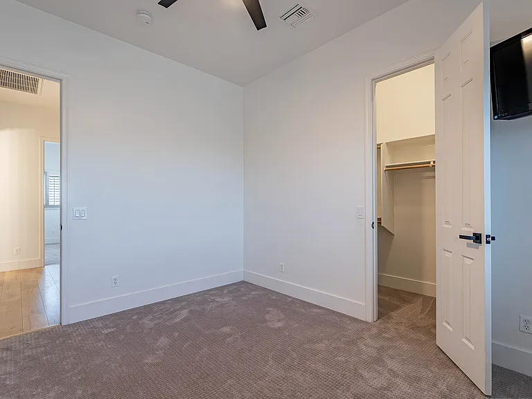 2956 S Birch Ct — Photo 56