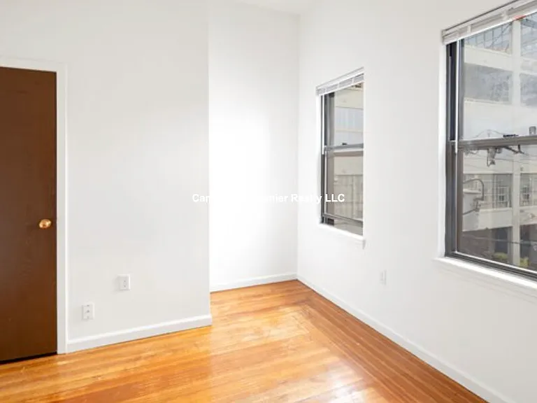 790 Main St #10 — Photo 15