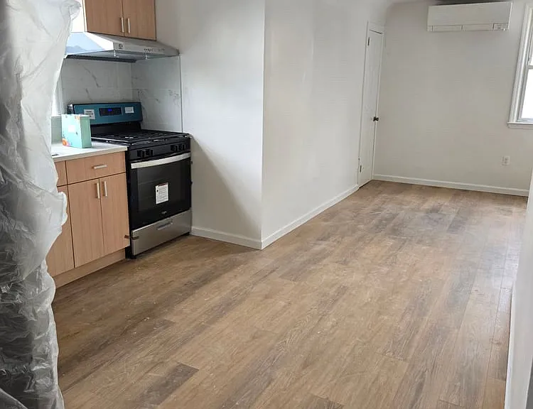 39 Austin Ave #3 — Photo 3