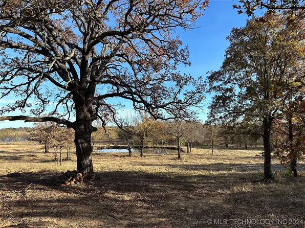 1 E County Road 1720, Elmore City, OK 73433