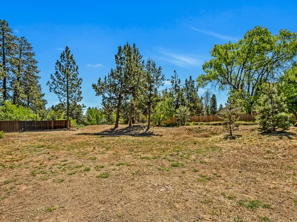 608 NE 10th St, Bend, OR 97701
