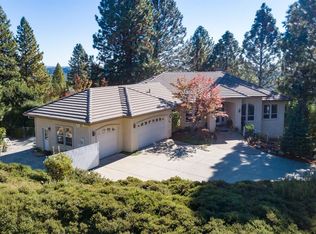 3214 Vista Del Mundo, Camino, CA