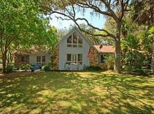 27198 Woodhollow Rd, Mount Dora, FL 32757