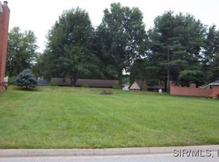 416 Hickory Mnr, Belleville, IL 62223