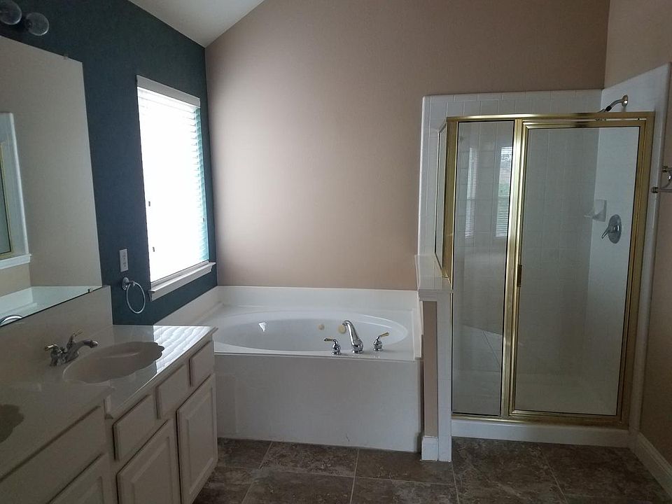 1st image of 5421 Pebble Ct