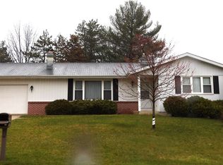 240 Longwood Dr, Janesville, WI 53548