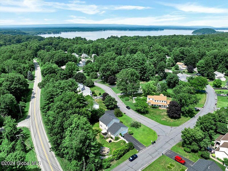 3rd image of 2 Travers Lane