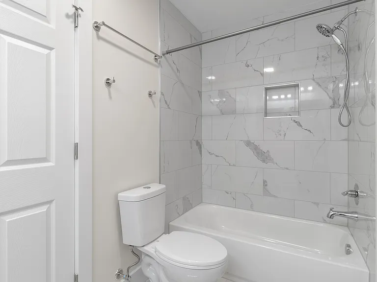 4071 N College Ave #4071 — Photo 4