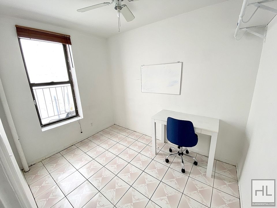 1st image of 129 Mott St #36