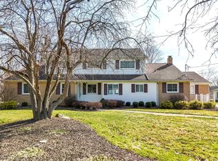 8613 Countryside Dr, Northfield, OH