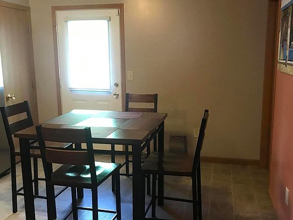 3rd image of 4691 Kenross Dr