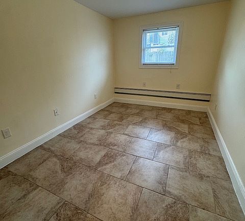 3rd image of 185 Beach 61 St #B