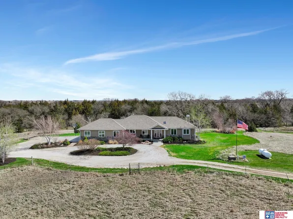 18101 Shasta Ln, Walton, NE 68461