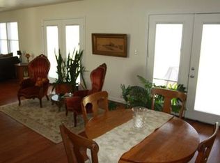 10418 Reeds Dr, Overland Park, KS 66207