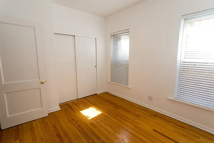 5532 S. Kimbark Avenue — Photo 12