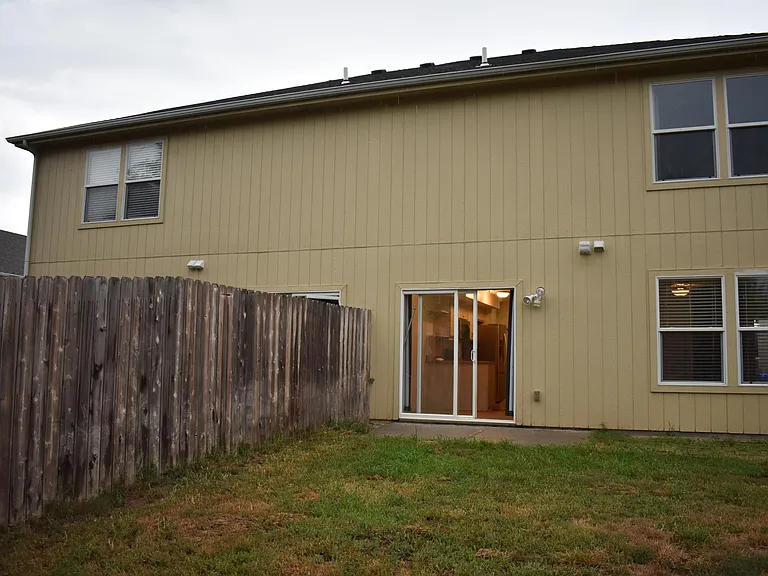 840 Whitetail Ct — Photo 11