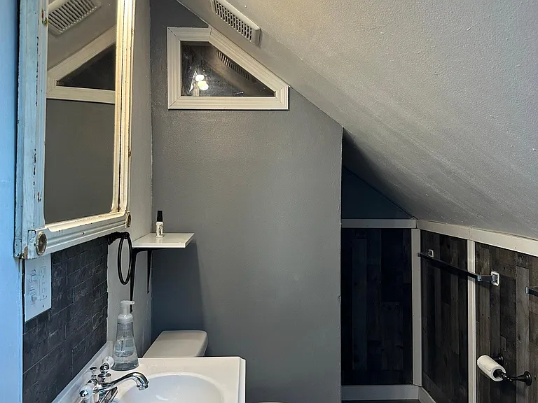 1026 Sycamore St — Photo 21