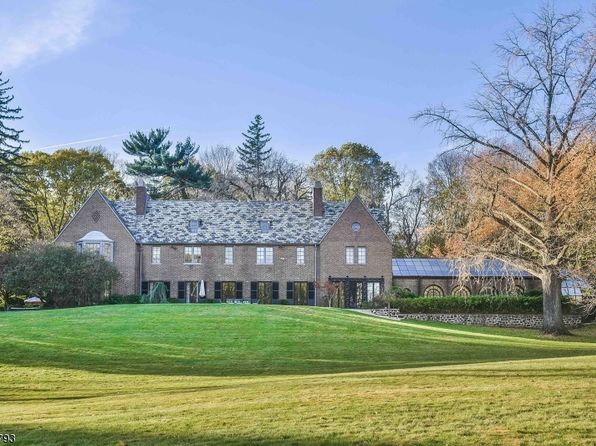 Llewellyn Park West Orange Real Estate 5 Homes For Sale Zillow