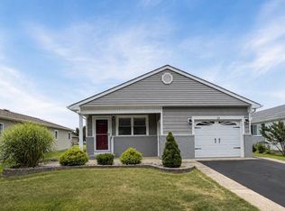 25 Vail St, Toms River, NJ 08757