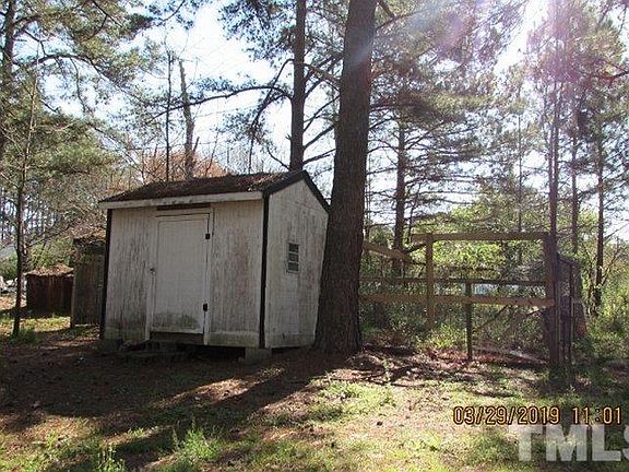 5th image of 144 Old Yogi Ln