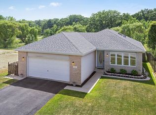 220 Crystal Ln, Steger, IL 60475
