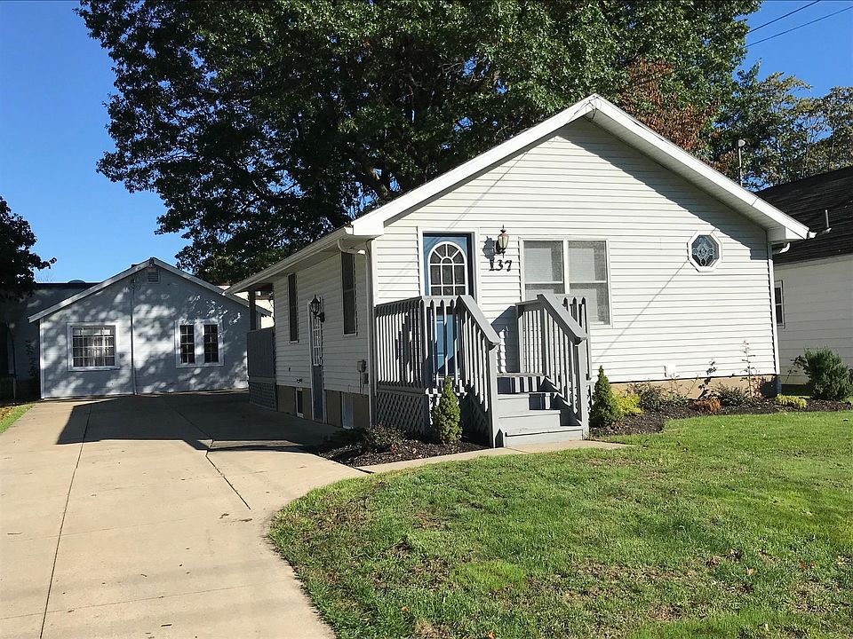 1st image of 137 Stratford Ave