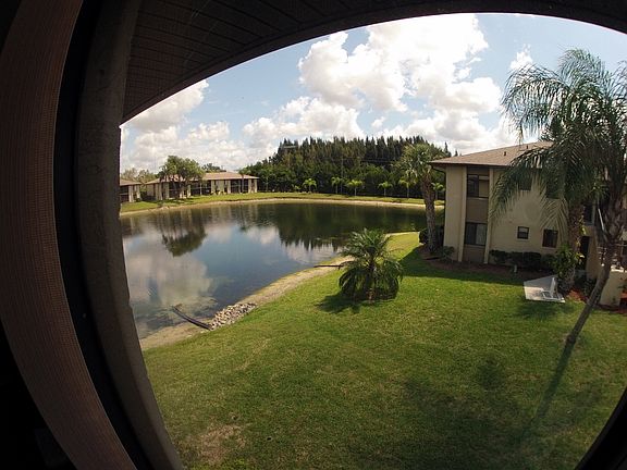 2nd image of 4040 Oakview Dr #G