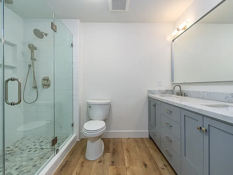 5221 Allred Rd — Photo 3