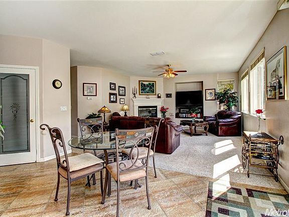4th image of 1636 Danbrook Dr