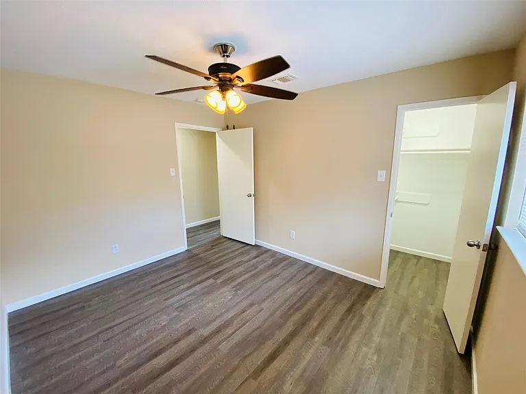 14815 Earlswood Dr — Photo 24