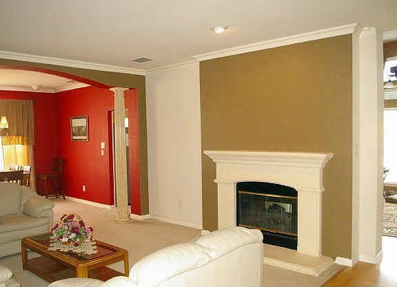 2nd image of 726 Crestwood Dr