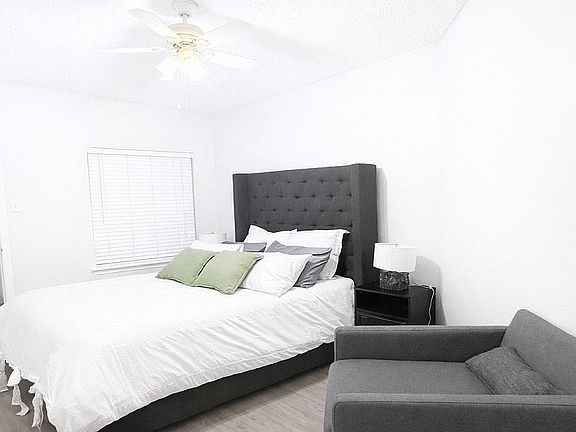 2nd image of 5550 Spring Valley Rd APT E14