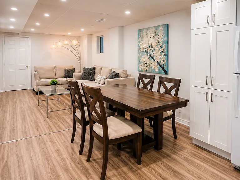 3093 McDowell Dr — Photo 3