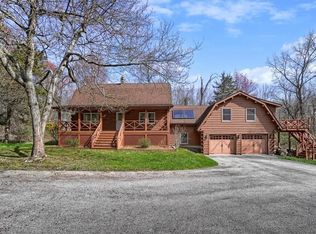 207 Osborne Hill Rd, Fishkill, NY 12524