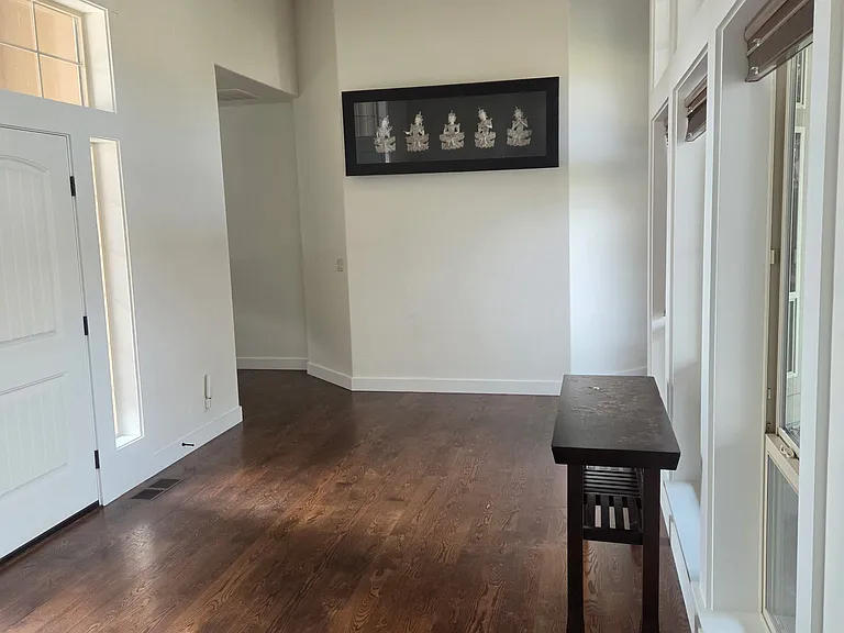 2612 E Lacewood Dr — Photo 3