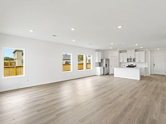 3rd image of 40642 Balsam Run Ln