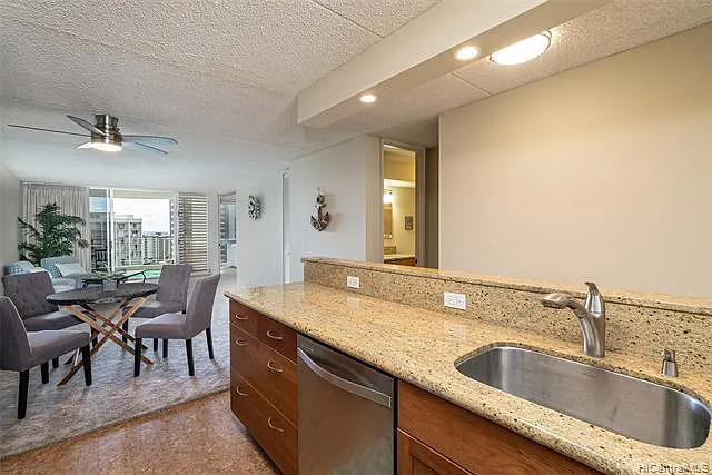 469 Ena Rd #2308 — Photo 3
