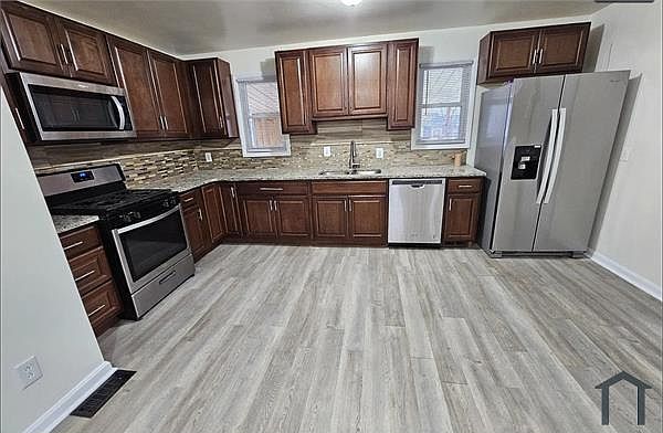 1st image of 5638 Arnhem Rd