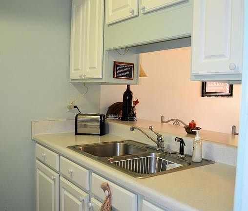 5th image of 101 Wilshire Heights Dr