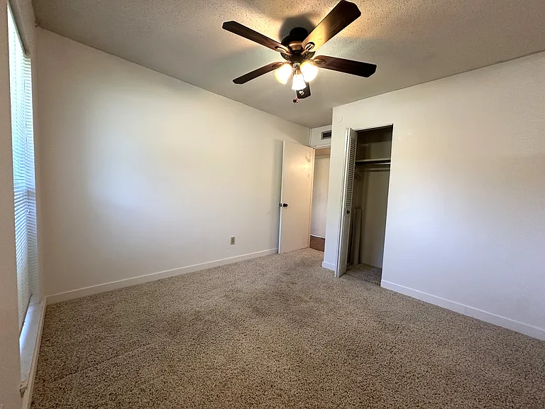 3817 Commonwealth Dr — Photo 11