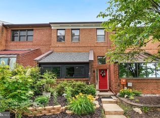20526 Summersong Ln, Germantown, MD 20874