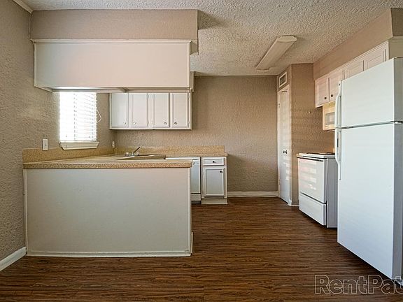 5th image of 3410 Nasa Pkwy APT 110