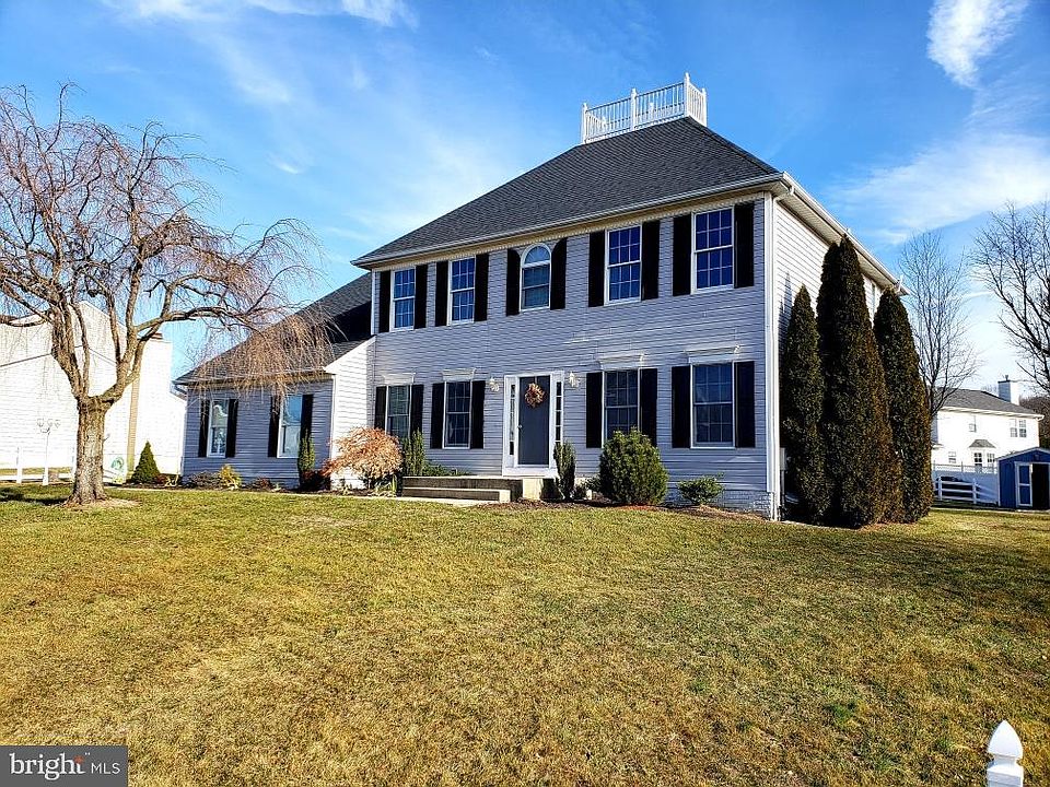 1st image of 460 Westminster Ct