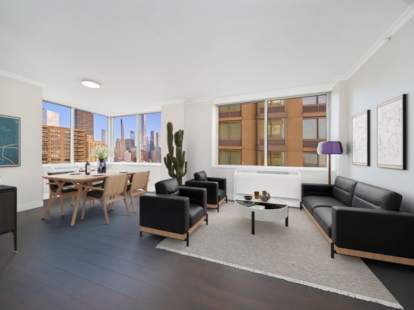 160 Riverside Blvd APT 22B